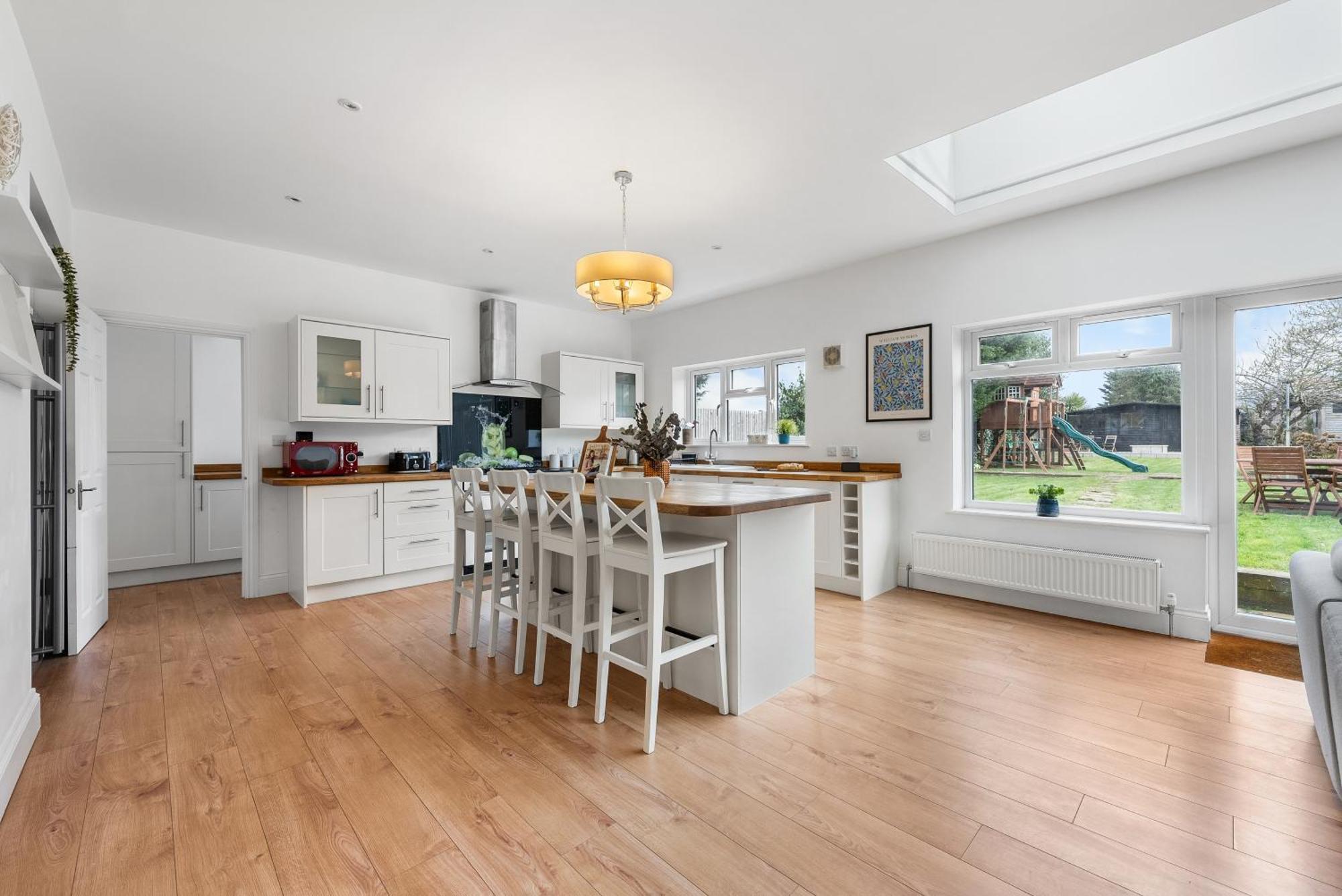 Long Term And Summer Special Offer! 5-Bedroom Spacious, Stunning Design, Sociable Areas & Cosy House Near South Downs Park, Sleeps 11 With Games Room, Private Parking And Garden- By Blue Puffin Stays Waterlooville Exterior foto