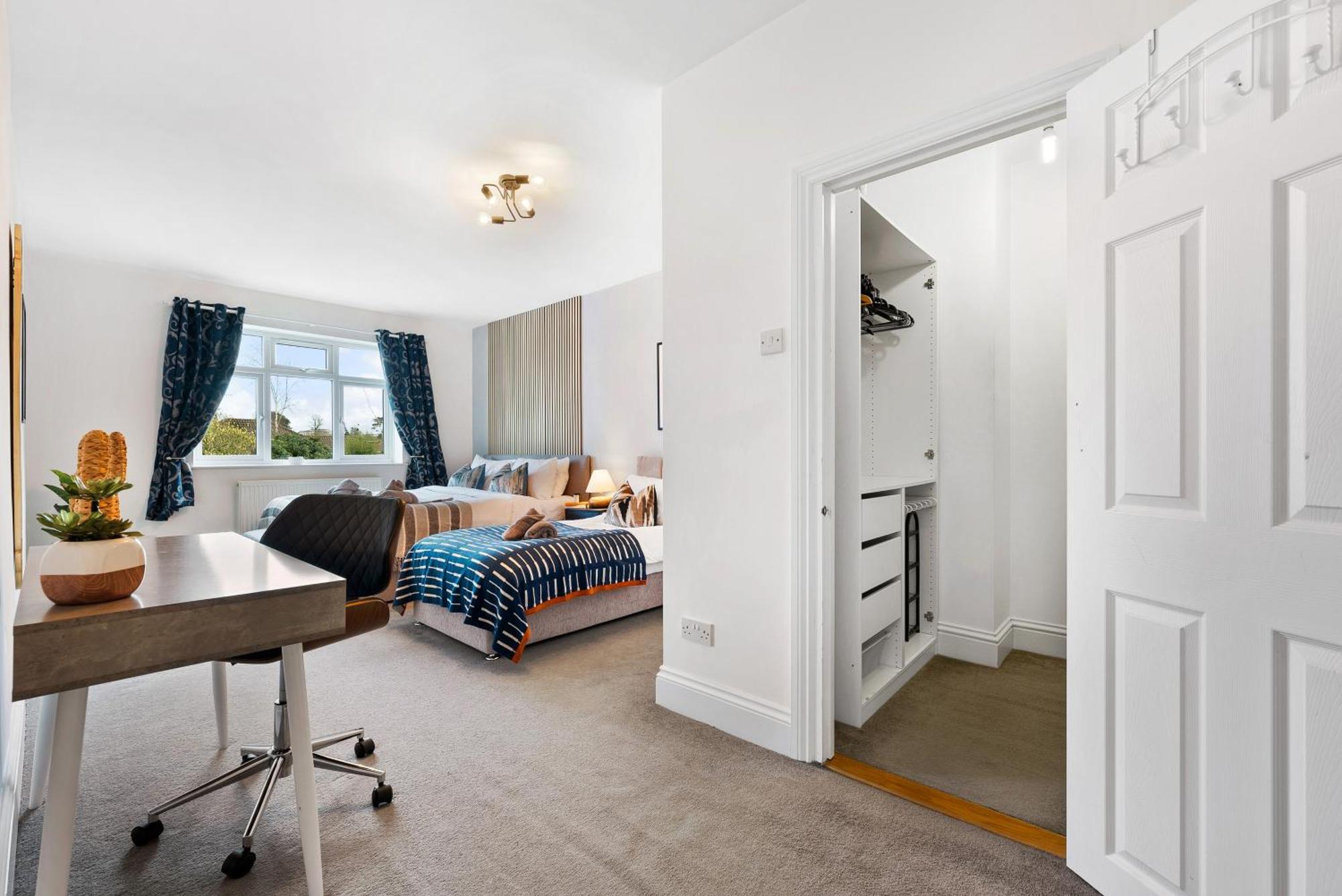 Long Term And Summer Special Offer! 5-Bedroom Spacious, Stunning Design, Sociable Areas & Cosy House Near South Downs Park, Sleeps 11 With Games Room, Private Parking And Garden- By Blue Puffin Stays Waterlooville Exterior foto